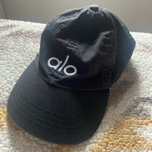Alo black hat